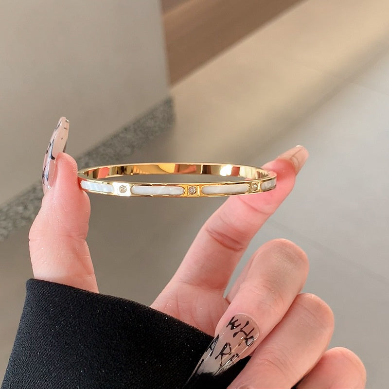 White Mother-of-Pearl Bamboo Joint Bracelet